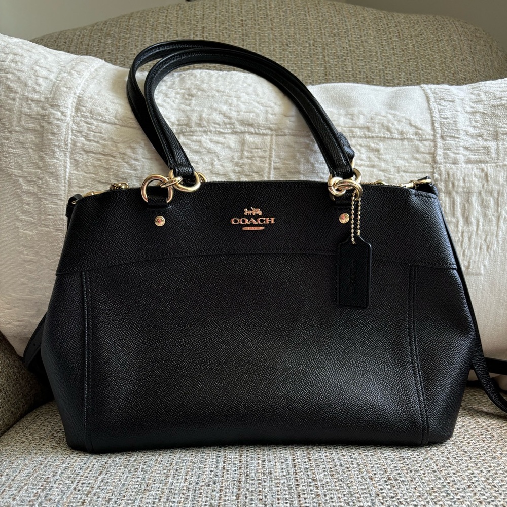 EUC Coach Black Crossgrain Leather Brooke Carryall Purse with Shoulder Strap
